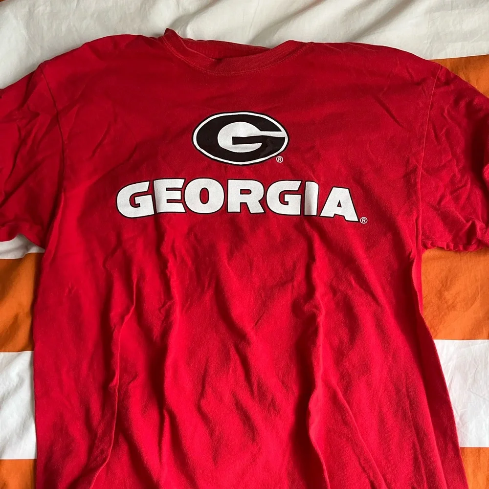 GEORGIA BULLDAWGS T-SHIRT MENS LARGE - Picture 1 of 1